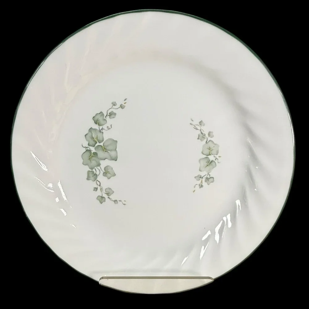 Corelle Callaway Ivy Bread/Dessert Plates Green Trim White Swirl 7 1/4
